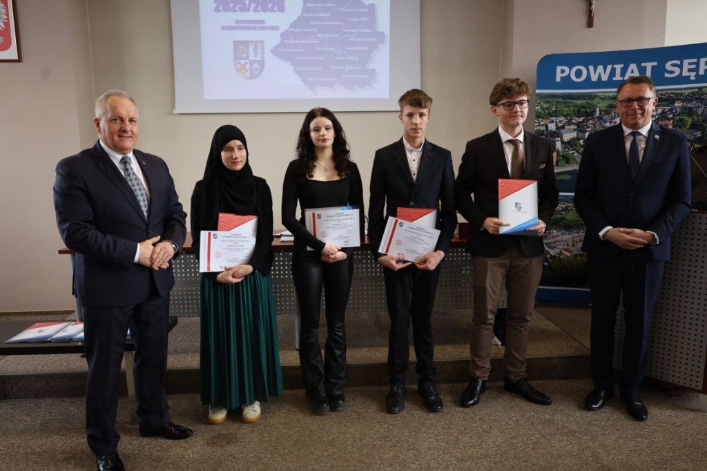 Stypendyści Szkół Ponadpodstawowych w Powiecie Sępoleńskim