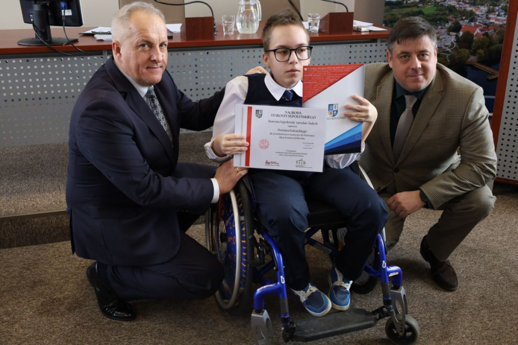 Stypendyści Szkół Ponadpodstawowych w Powiecie Sępoleńskim