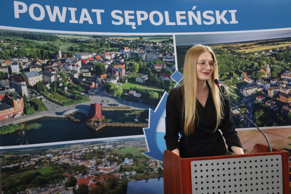 Stypendyści Szkół Ponadpodstawowych w Powiecie Sępoleńskim