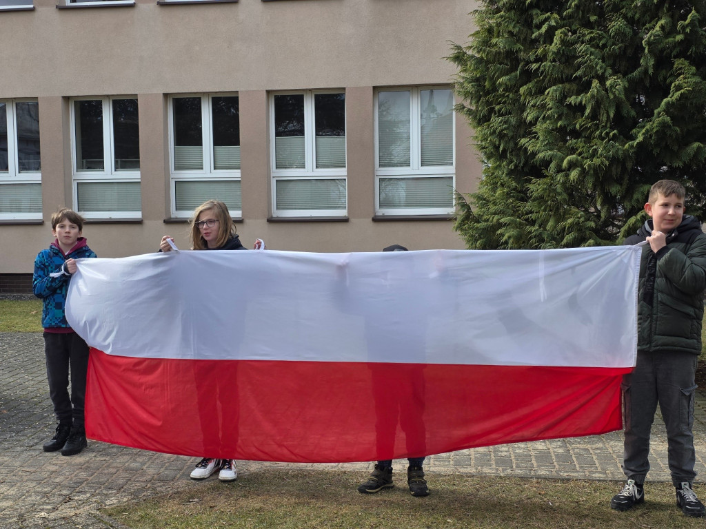 Krajenka: Cześć i chwała Bohaterom