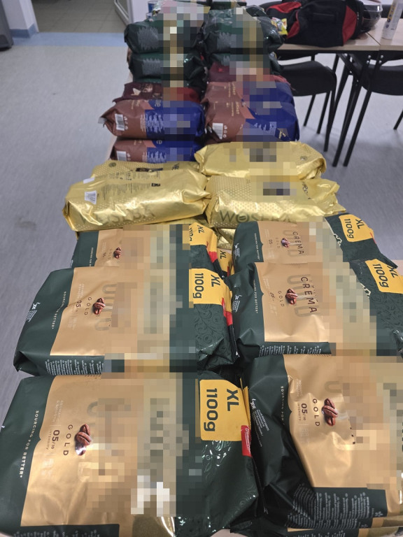 Sępoleńscy kryminalni zatrzymali sprawców kradzieży w sklepach