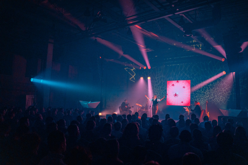 Koncert premierowy: emilJa – „Dziewczynnik”