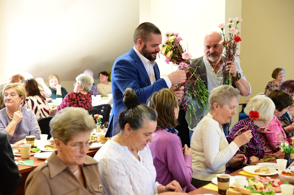Dzień Kobiet u jastrowskich Seniorów