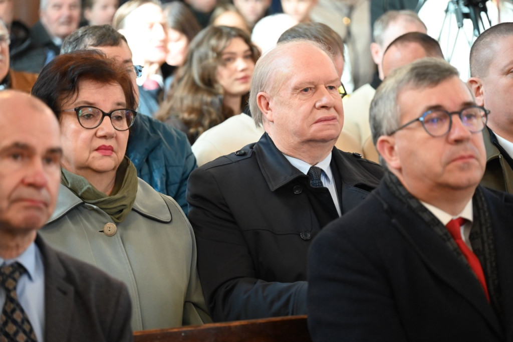 Biskupi bydgoski i toruński zainaugurowali Mszą św. nowy sezon żużlowy