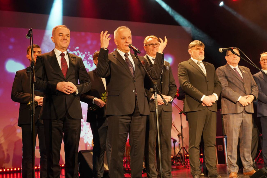 Było muzycznie i romantycznie – Dzień Kobiet w Sępólnie Krajeńskim