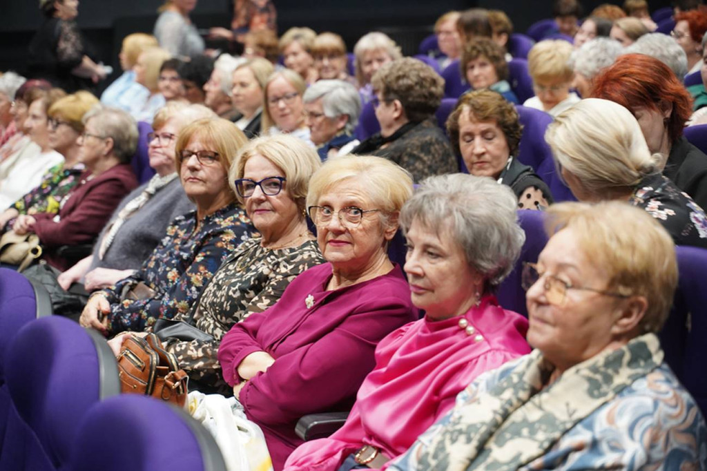 Było muzycznie i romantycznie – Dzień Kobiet w Sępólnie Krajeńskim
