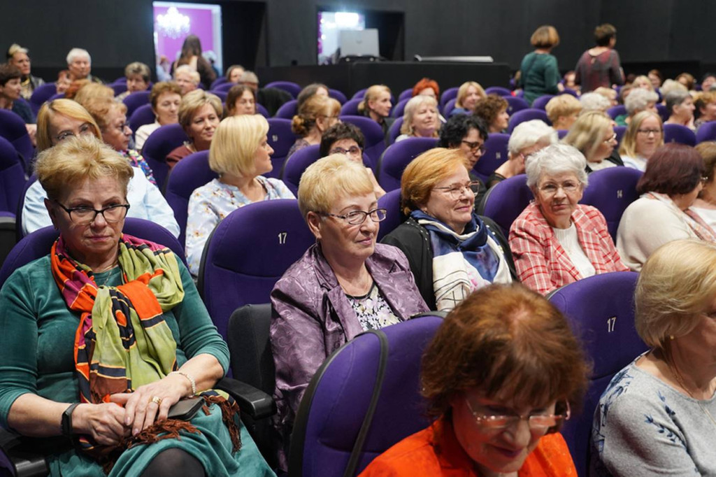 Było muzycznie i romantycznie – Dzień Kobiet w Sępólnie Krajeńskim