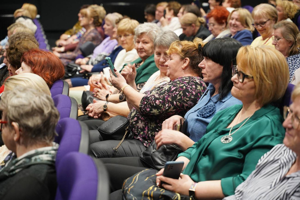 Było muzycznie i romantycznie – Dzień Kobiet w Sępólnie Krajeńskim