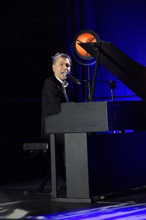 Dzień Kobiet w Mroczy z Adamem Snopkiem