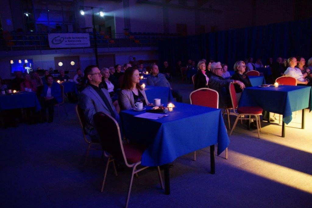 Dzień Kobiet w Mroczy z Adamem Snopkiem