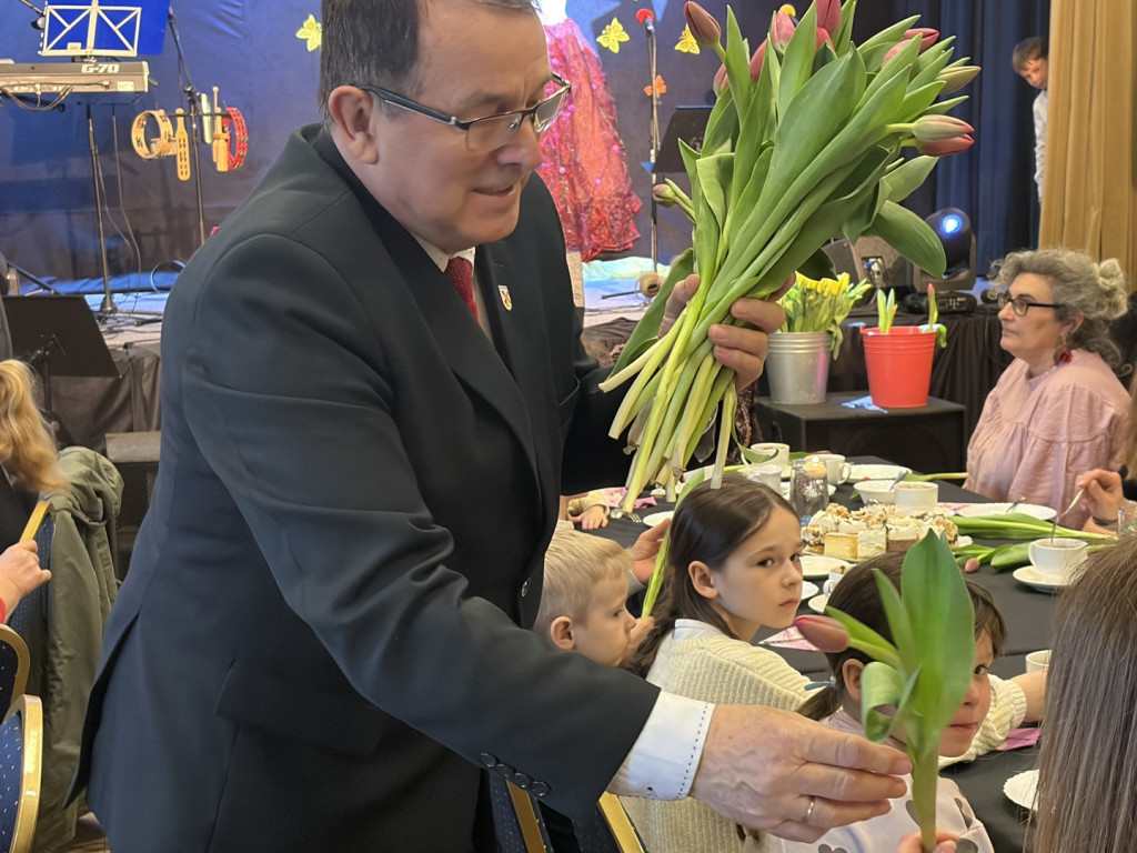 W Sośnie uroczyście świętowano Dzień Kobiet