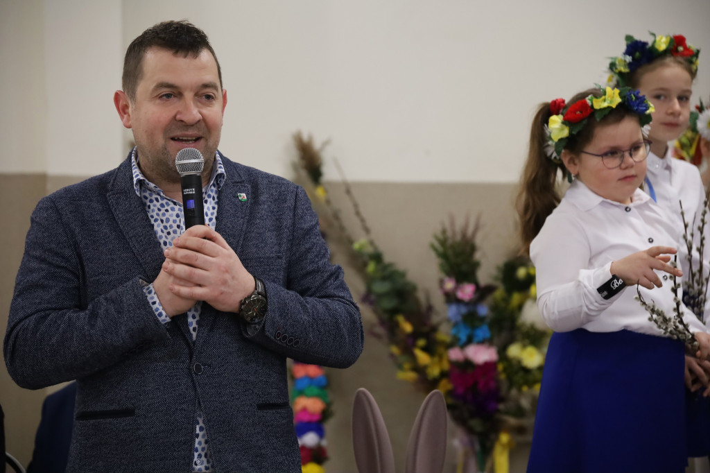 Gmina Wyrzysk: IX Śniadanie Wielkanocne w Falmierowie