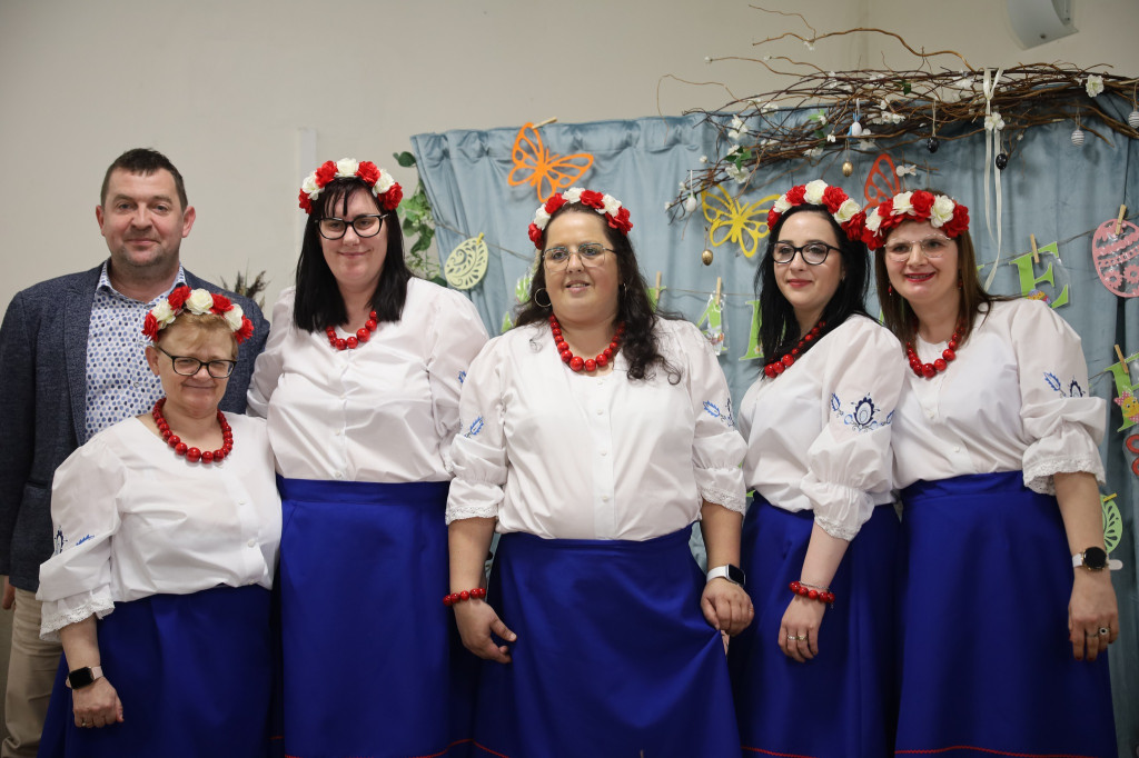 Gmina Wyrzysk: IX Śniadanie Wielkanocne w Falmierowie