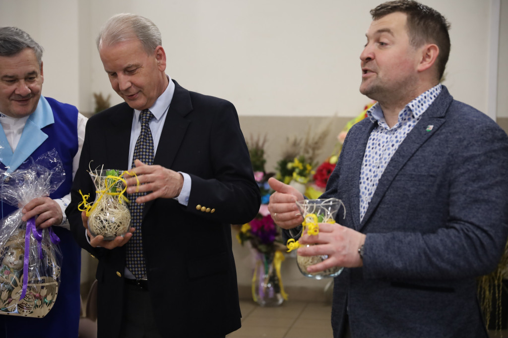 Gmina Wyrzysk: IX Śniadanie Wielkanocne w Falmierowie