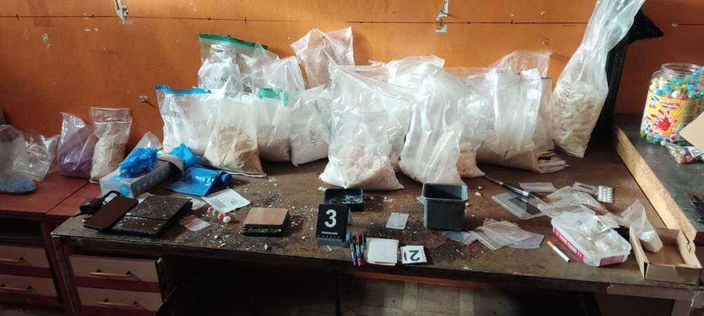 Złotów: Ponad 61 kilogramów narkotyków wartości blisko 5 mln złotych nie trafi do nielegalnego obrotu