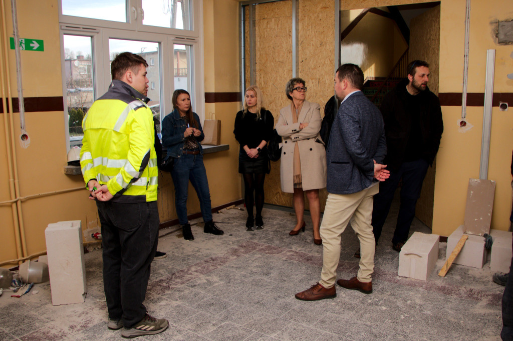 Wyrzysk: Postęp prac na gminnych inwestycjach oświatowych [FOTO]