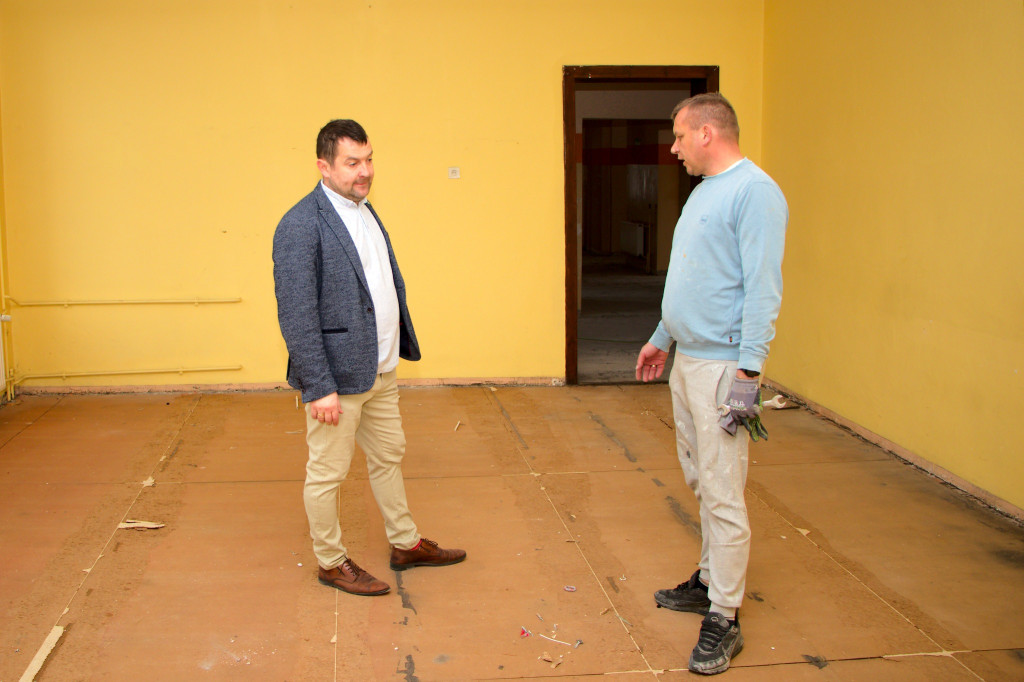 Wyrzysk: Postęp prac na gminnych inwestycjach oświatowych [FOTO]