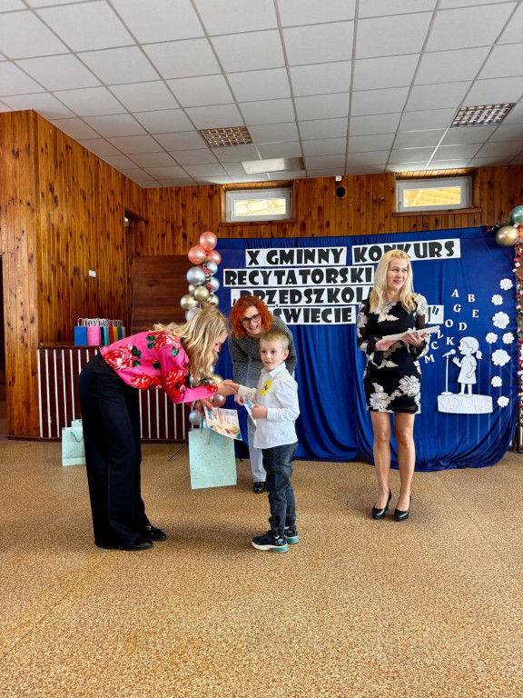 Gmina Wyrzysk: X Gminny Konkurs Recytatorski - Przedszkolak w świecie poezji