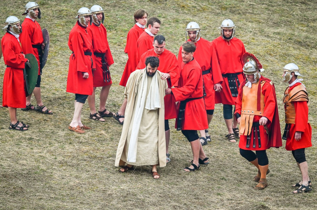 Misterium Męki Pańskiej w bydgoskiej Dolinie Śmierci [FOTO]