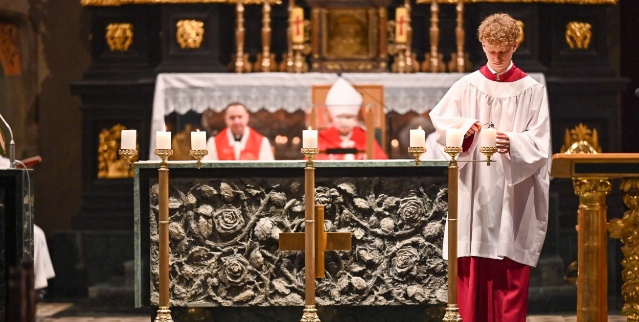 Bydgoszcz: Wierni trwali na Ciemnej Jutrzni