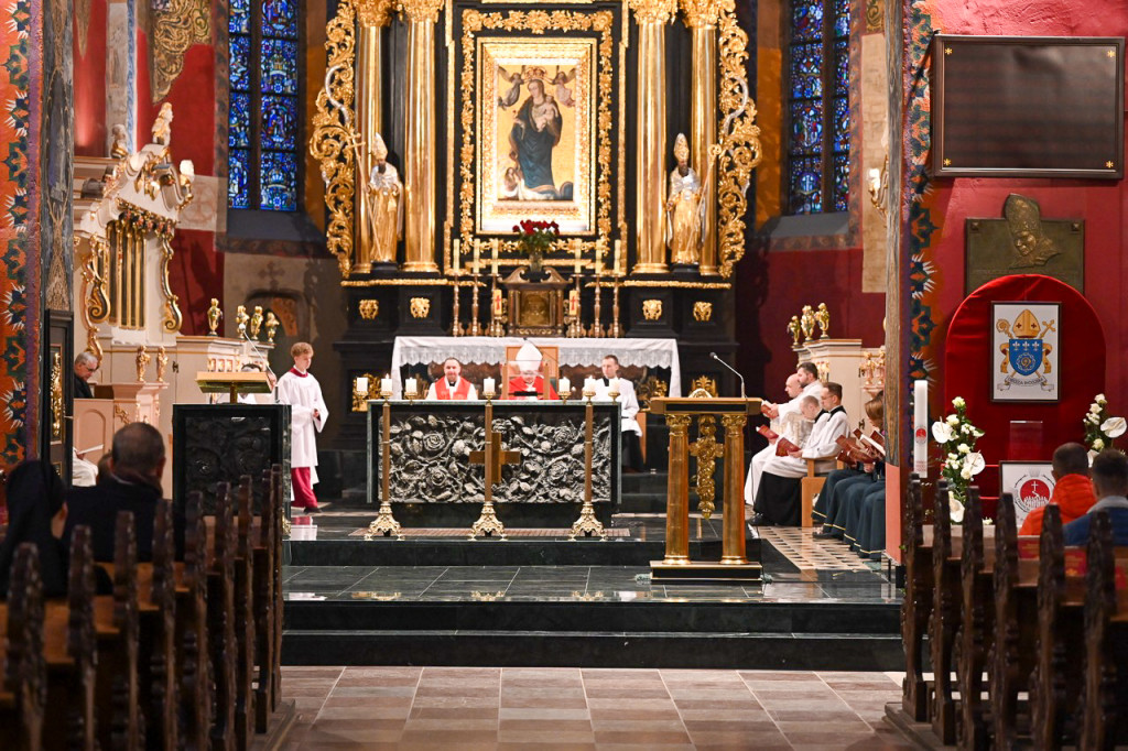 Bydgoszcz: Wierni trwali na Ciemnej Jutrzni