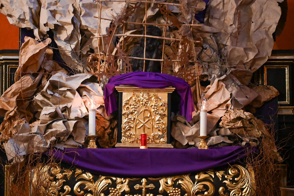 Bydgoszcz: Wierni trwali na Ciemnej Jutrzni