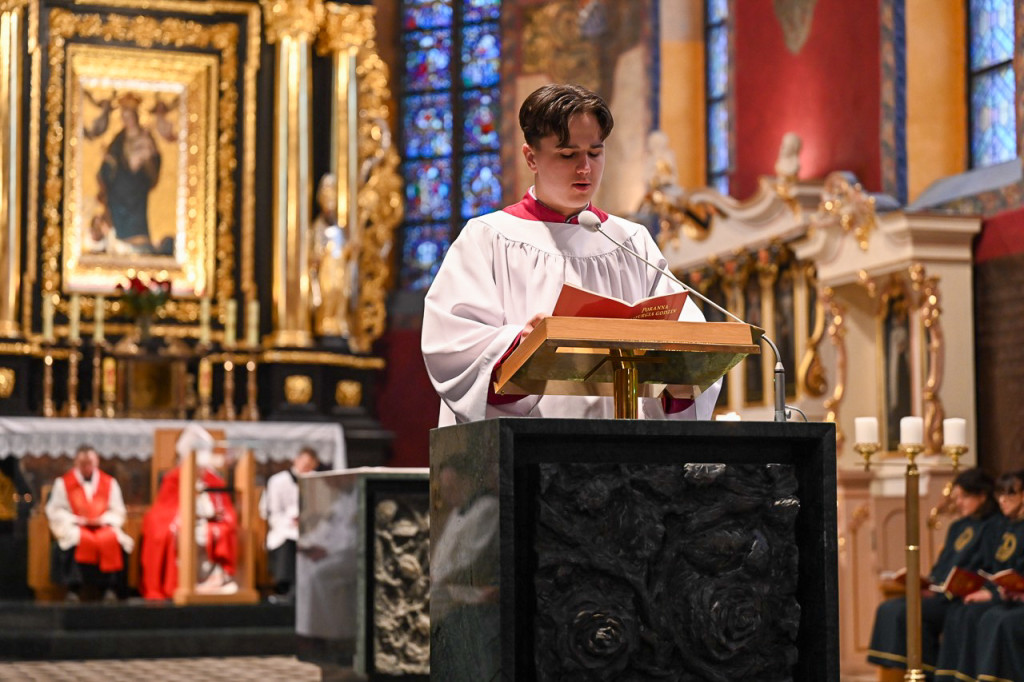 Bydgoszcz: Wierni trwali na Ciemnej Jutrzni