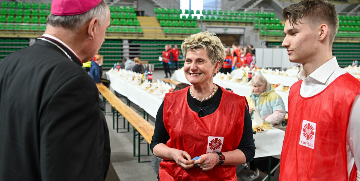 Bydgoska Caritas zaprosiła do stołu świątecznego ponad 1200 osób
