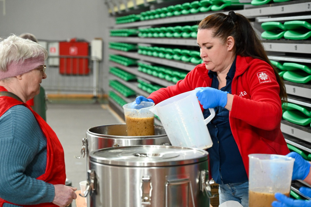 Bydgoska Caritas zaprosiła do stołu świątecznego ponad 1200 osób