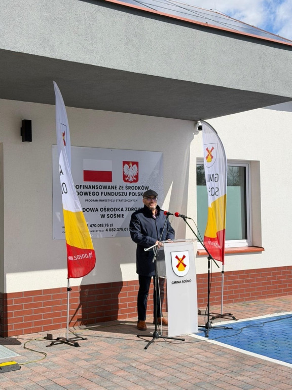 Nowoczesna opieka medyczna w Sośnie. Nowy ośrodek zdrowia oficjalnie otwarty [FOTO]