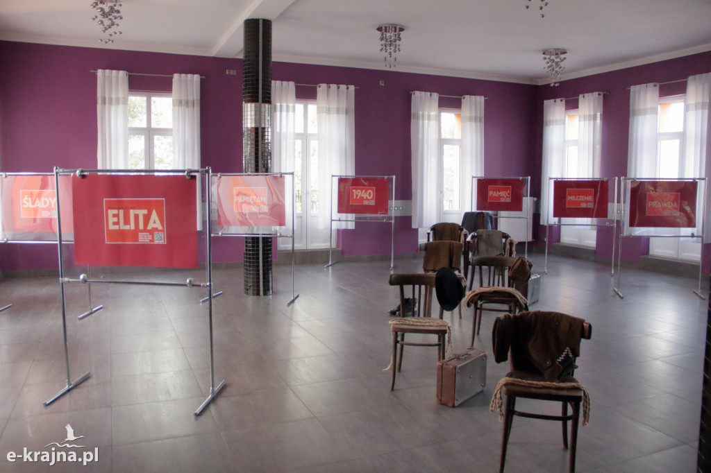 Sępólno Krajeńskie: Pamiętam - relacja z wystawy Katyń 1940