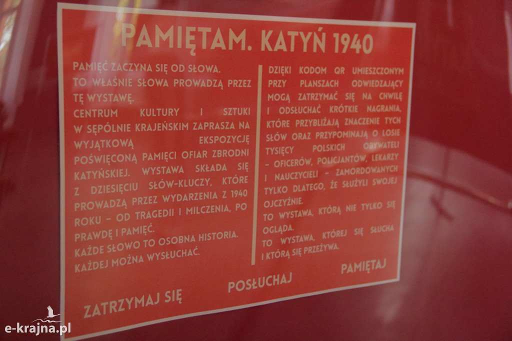 Sępólno Krajeńskie: Pamiętam - relacja z wystawy Katyń 1940