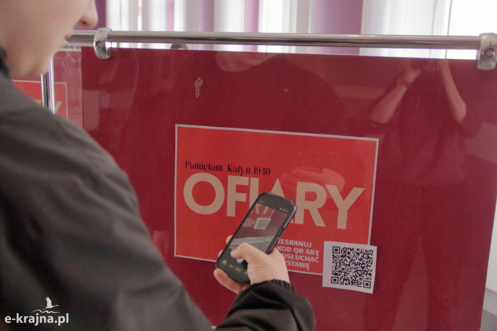 Sępólno Krajeńskie: Pamiętam - relacja z wystawy Katyń 1940