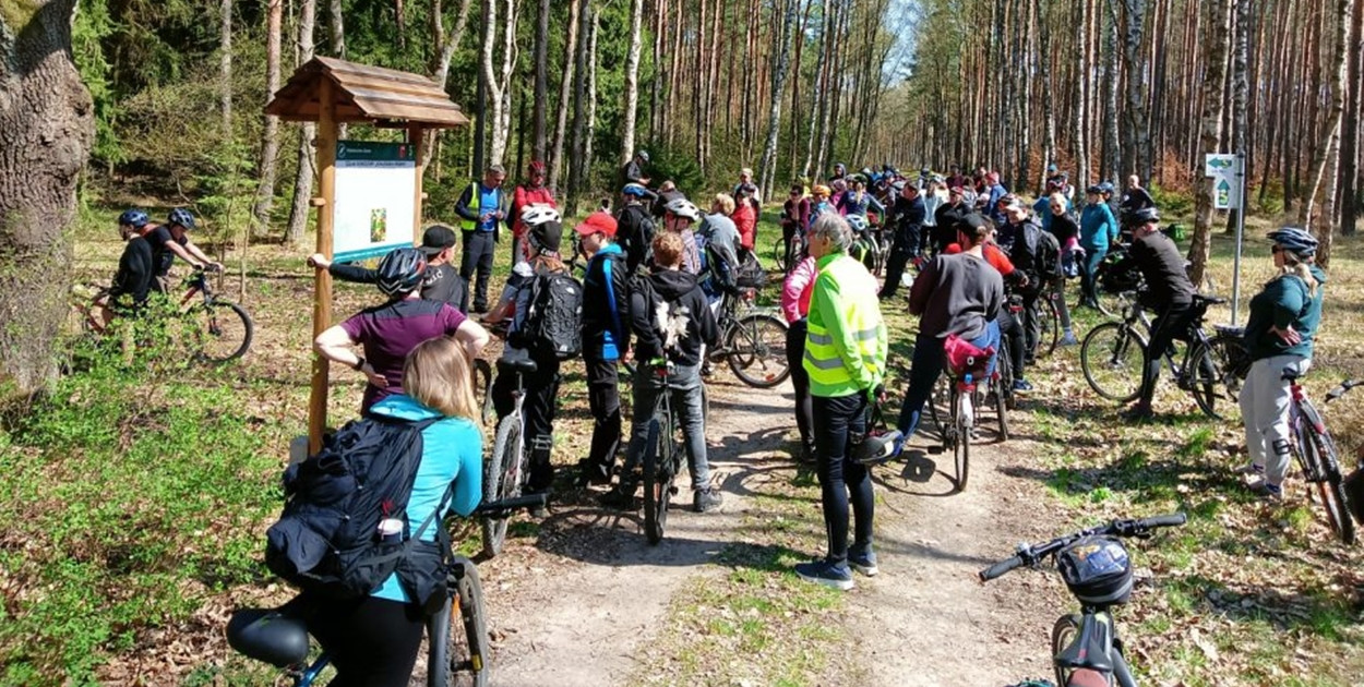 Ponad 100 rowerzystów na trasie! Krajeńska Ósemka zachwyca!