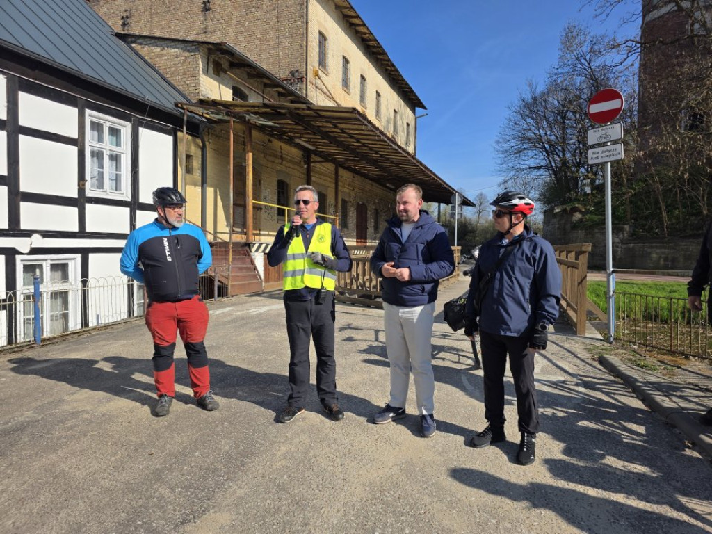 Ponad 100 rowerzystów na trasie! Krajeńska Ósemka zachwyca!