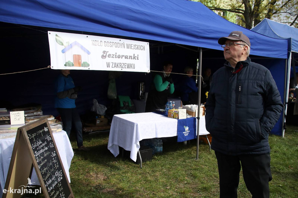 Sukces mimo chłodu. X Powiatowe Targi Ogrodniczo-Rolnicze w Sypniewie za nami