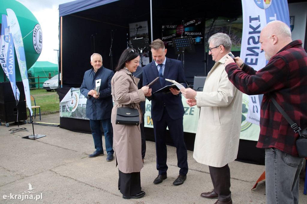 Sukces mimo chłodu. X Powiatowe Targi Ogrodniczo-Rolnicze w Sypniewie za nami