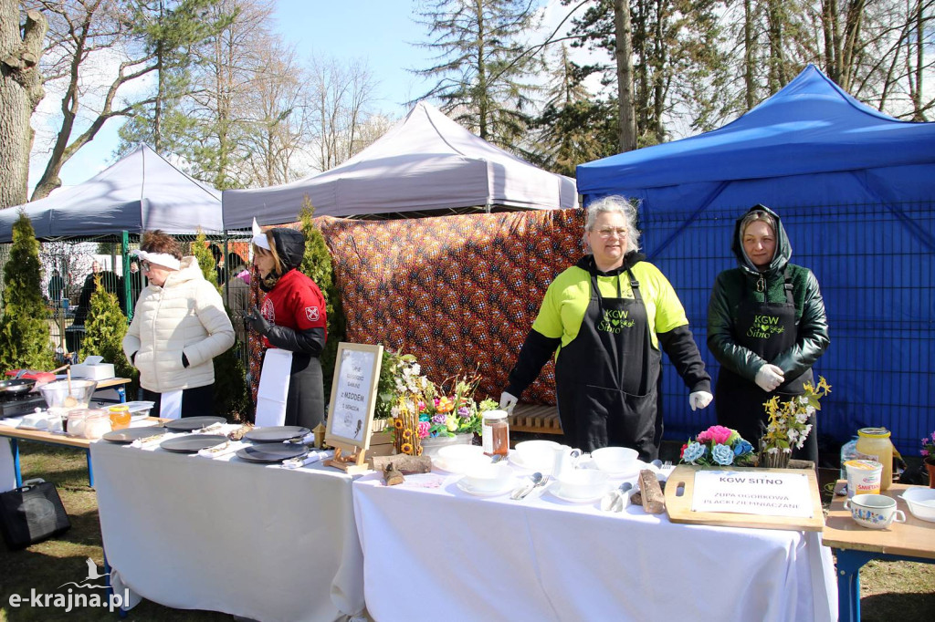 Sukces mimo chłodu. X Powiatowe Targi Ogrodniczo-Rolnicze w Sypniewie za nami