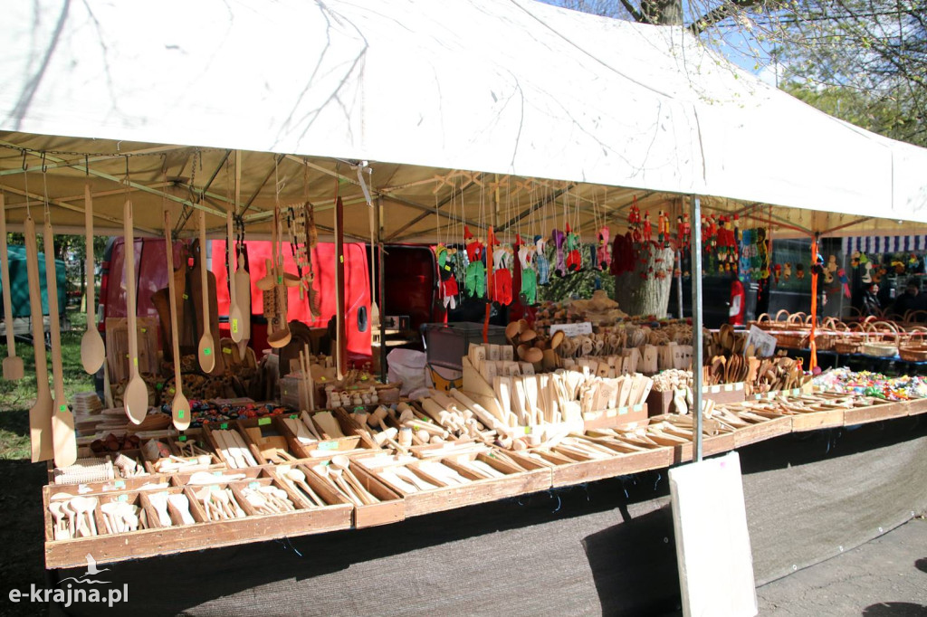 Sukces mimo chłodu. X Powiatowe Targi Ogrodniczo-Rolnicze w Sypniewie za nami