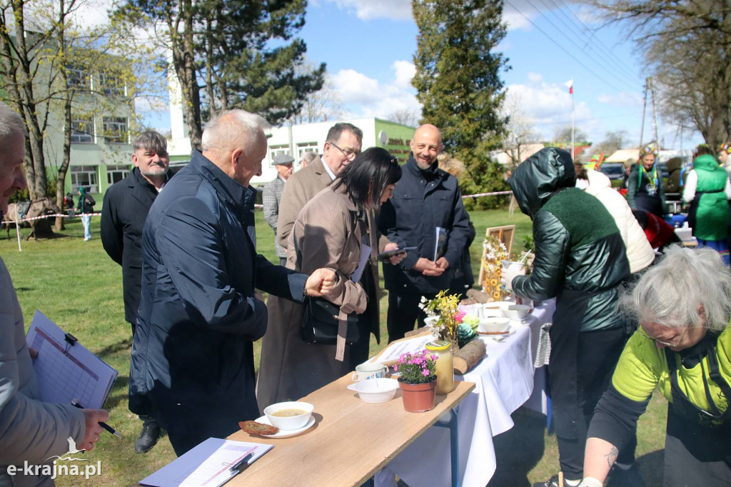 Sukces mimo chłodu. X Powiatowe Targi Ogrodniczo-Rolnicze w Sypniewie za nami