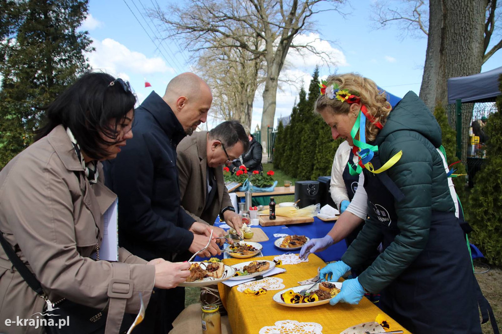 Sukces mimo chłodu. X Powiatowe Targi Ogrodniczo-Rolnicze w Sypniewie za nami