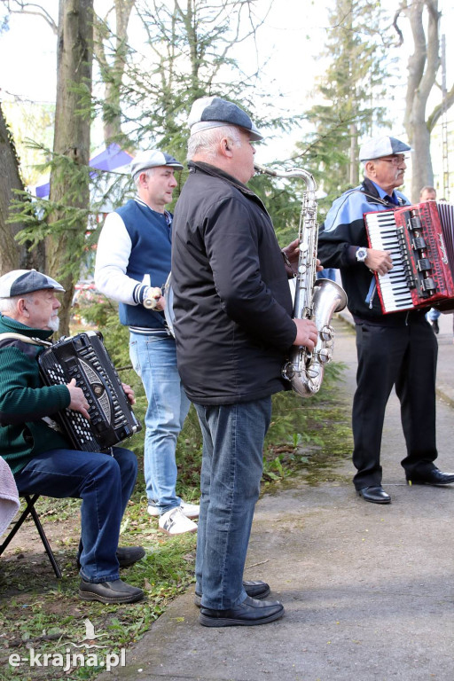 Sukces mimo chłodu. X Powiatowe Targi Ogrodniczo-Rolnicze w Sypniewie za nami