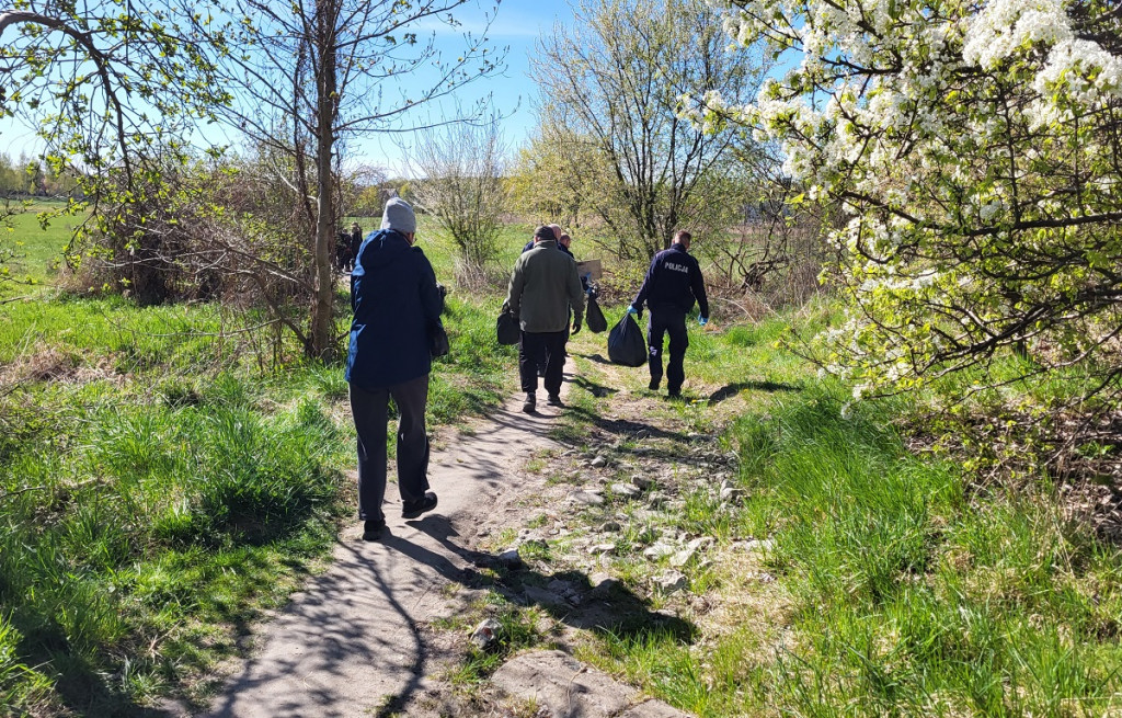 Więcbork: Wspólne sprzątanie z okazji Dnia Ziemi