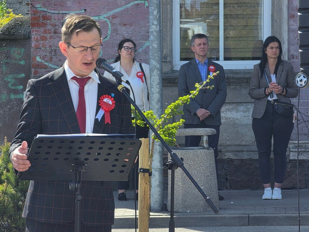 Obchody 235. Rocznicy uchwalenia Konstytucji 3 Maja w Mroczy