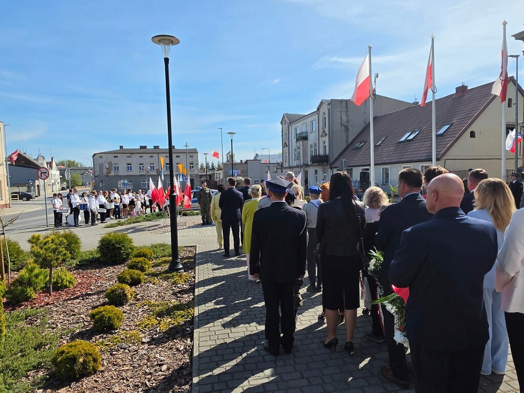 Obchody 235. Rocznicy uchwalenia Konstytucji 3 Maja w Mroczy