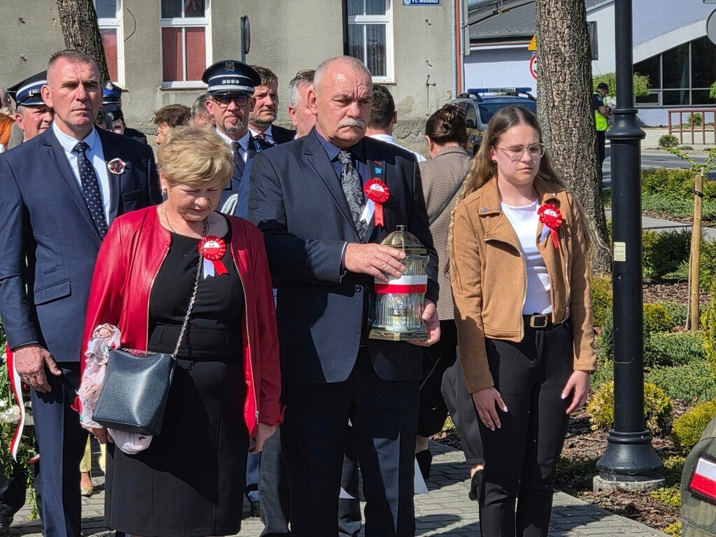 Obchody 235. Rocznicy uchwalenia Konstytucji 3 Maja w Mroczy