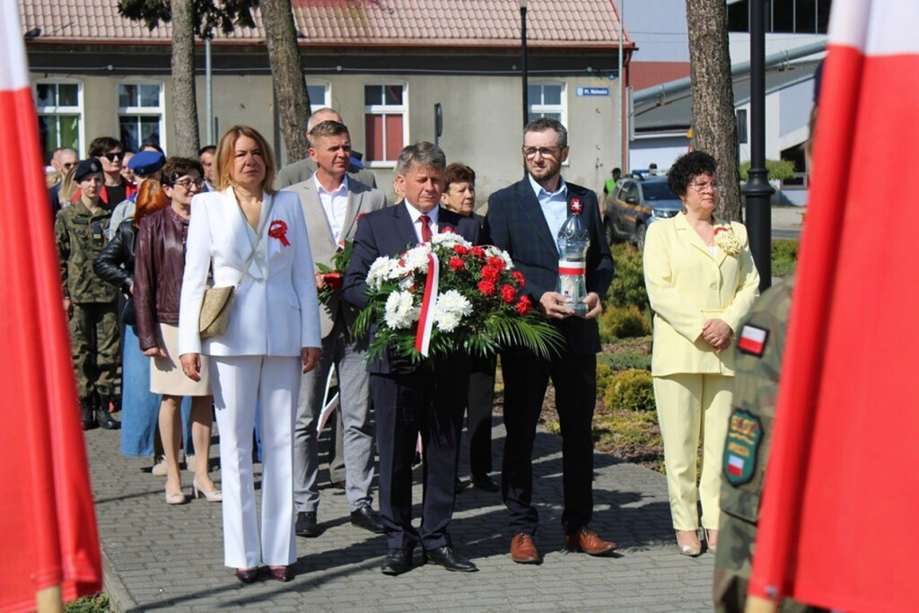 Obchody 235. Rocznicy uchwalenia Konstytucji 3 Maja w Mroczy