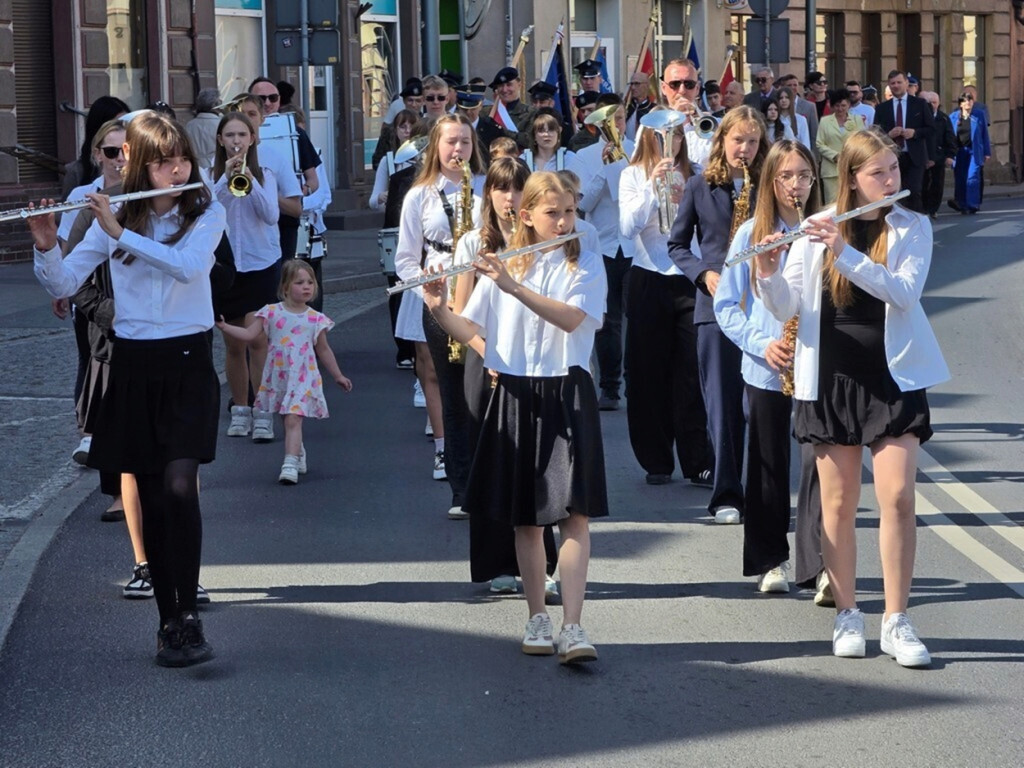 Obchody 235. Rocznicy uchwalenia Konstytucji 3 Maja w Mroczy