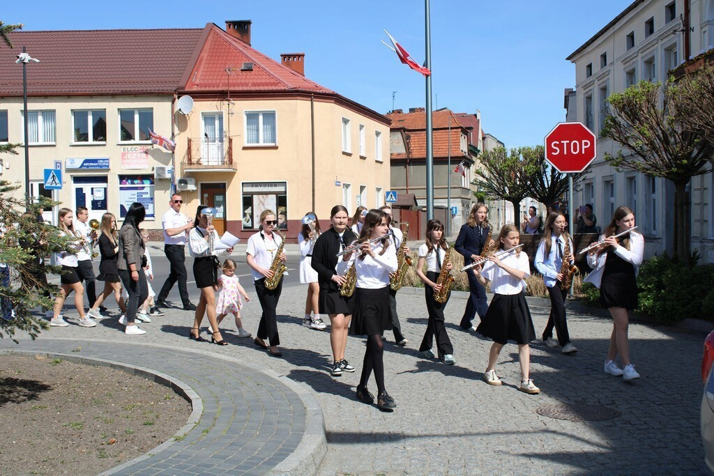 Obchody 235. Rocznicy uchwalenia Konstytucji 3 Maja w Mroczy