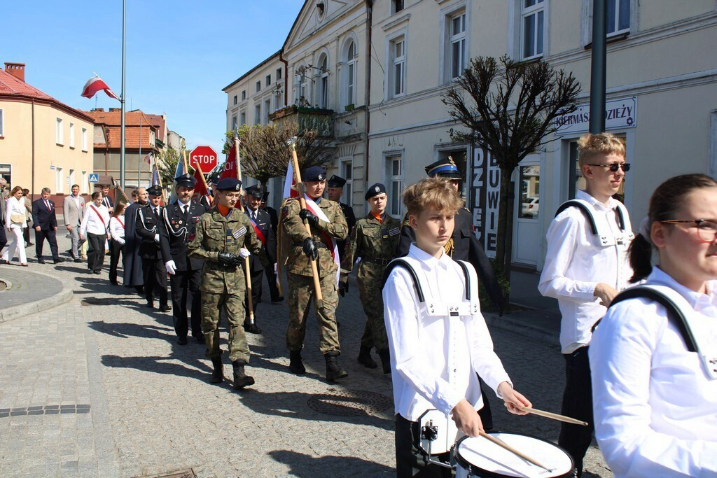Obchody 235. Rocznicy uchwalenia Konstytucji 3 Maja w Mroczy
